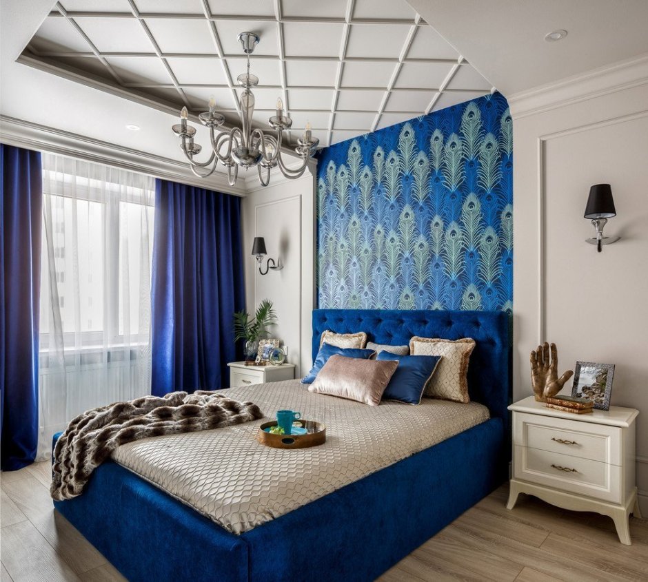 Дизайн спальни с синими обоями