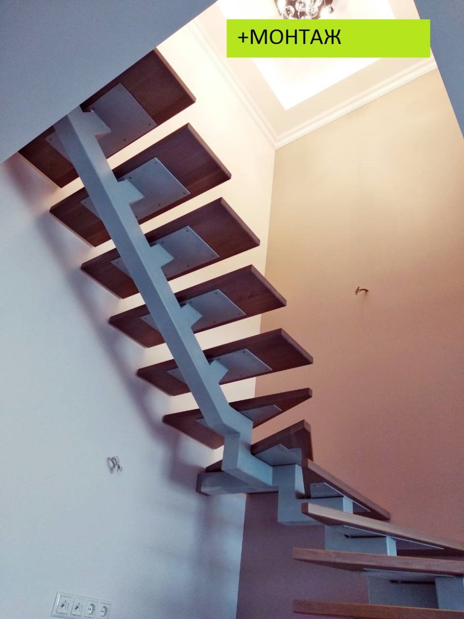Лестница на 2 этаж на монокосоуре