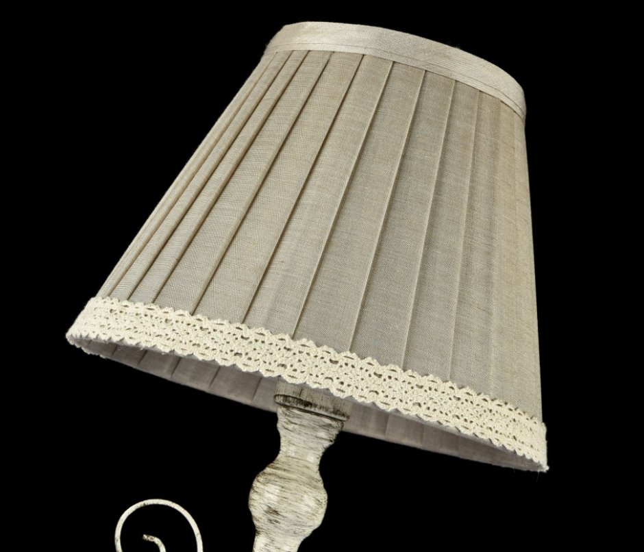 Настольная лампа Maytoni Felicita arm029-11-w