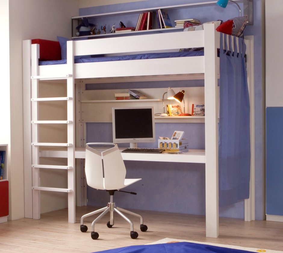 Двухъярусная кровать с рабочей зоной