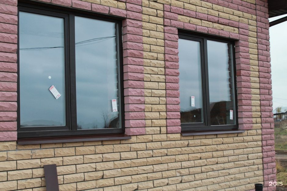 Коричневые окна пластиковые снаружи