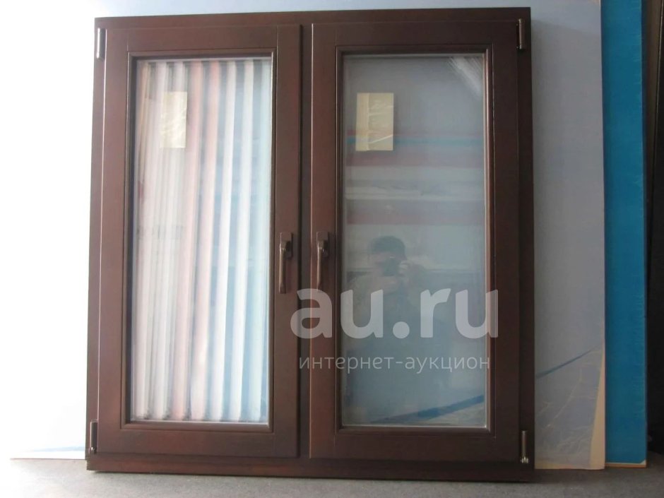 Двустворчатое окно Рехау