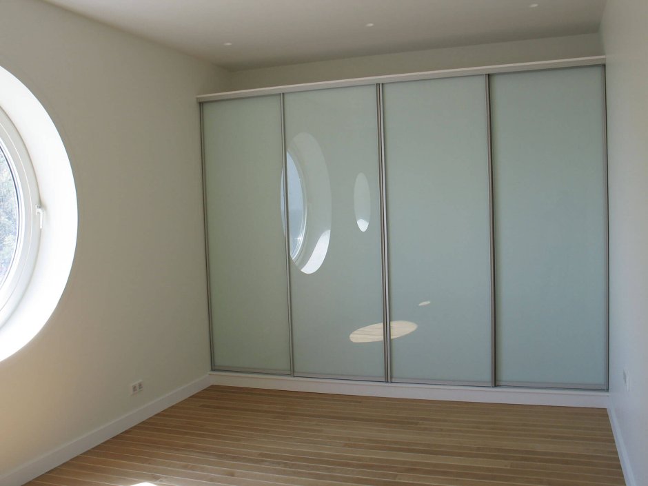 Шкаф купе 4 двери белый оракал