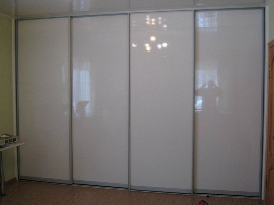 Двери купе лакобель белый