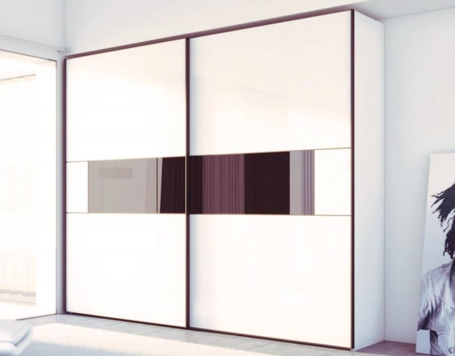 Шкаф купе лакобель и зеркало 3 двери