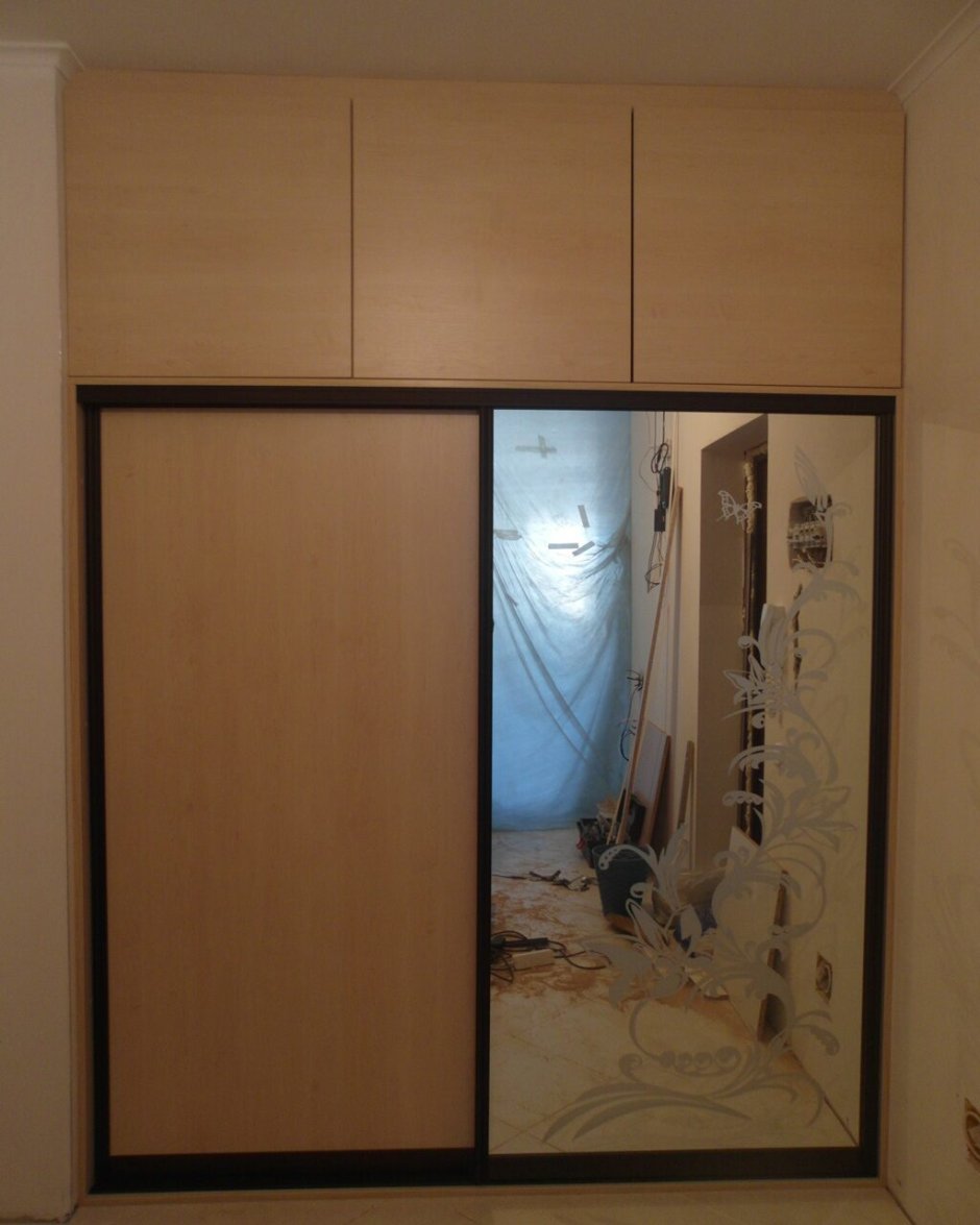 Шкаф купе с антресолью