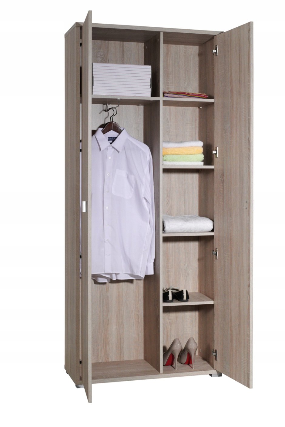 Небольшой шкаф для одежды