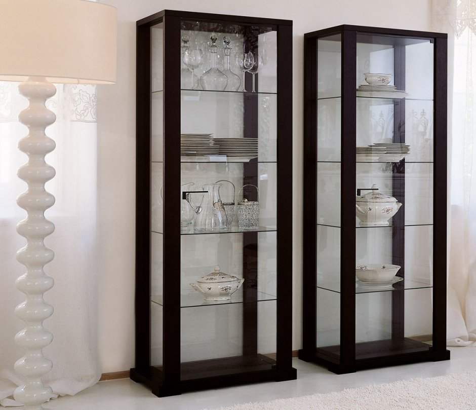 Навесные шкафы для посуды в стиле венги