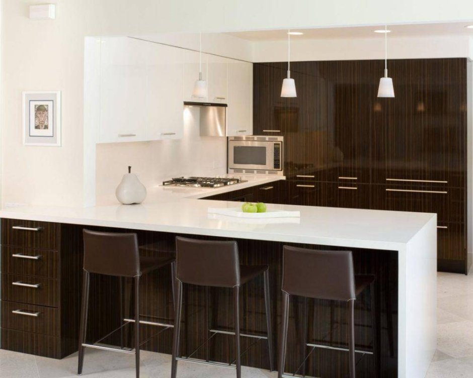 Кухонный гарнитур со столом барной стойкой