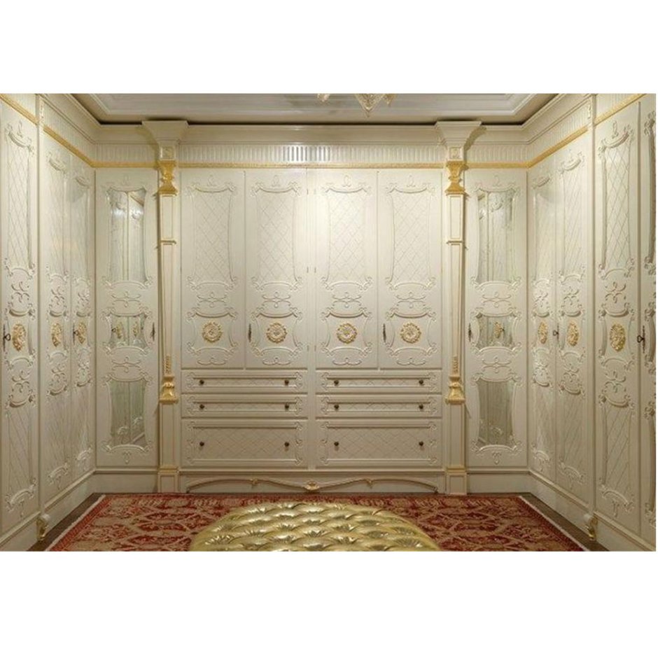 Встроенные шкафы в стиле Барокко