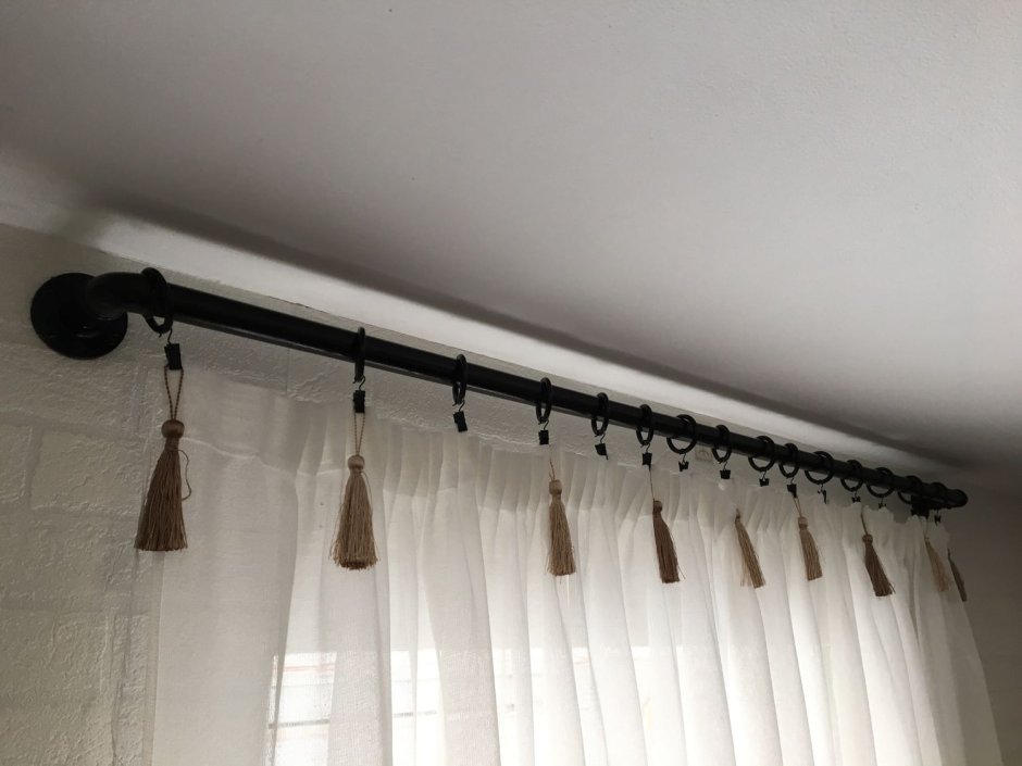 Карнизы для штор в стиле лофт