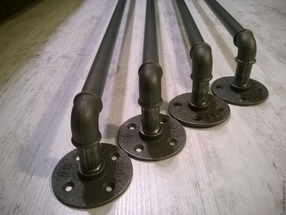 Карниз в стиле лофт