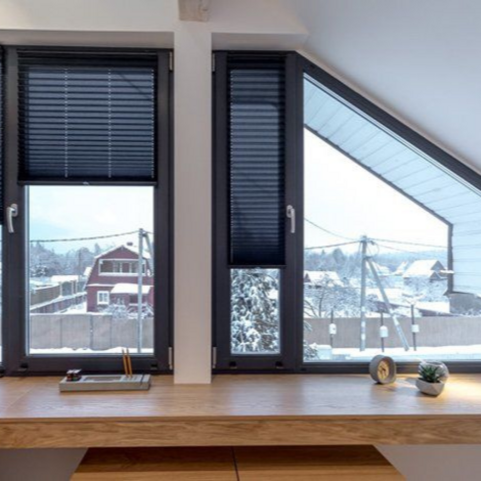 Пластиковые окна Рехау черные