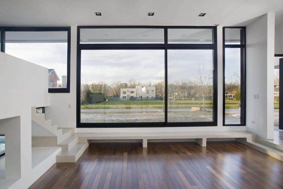 Панорамные окна в пол