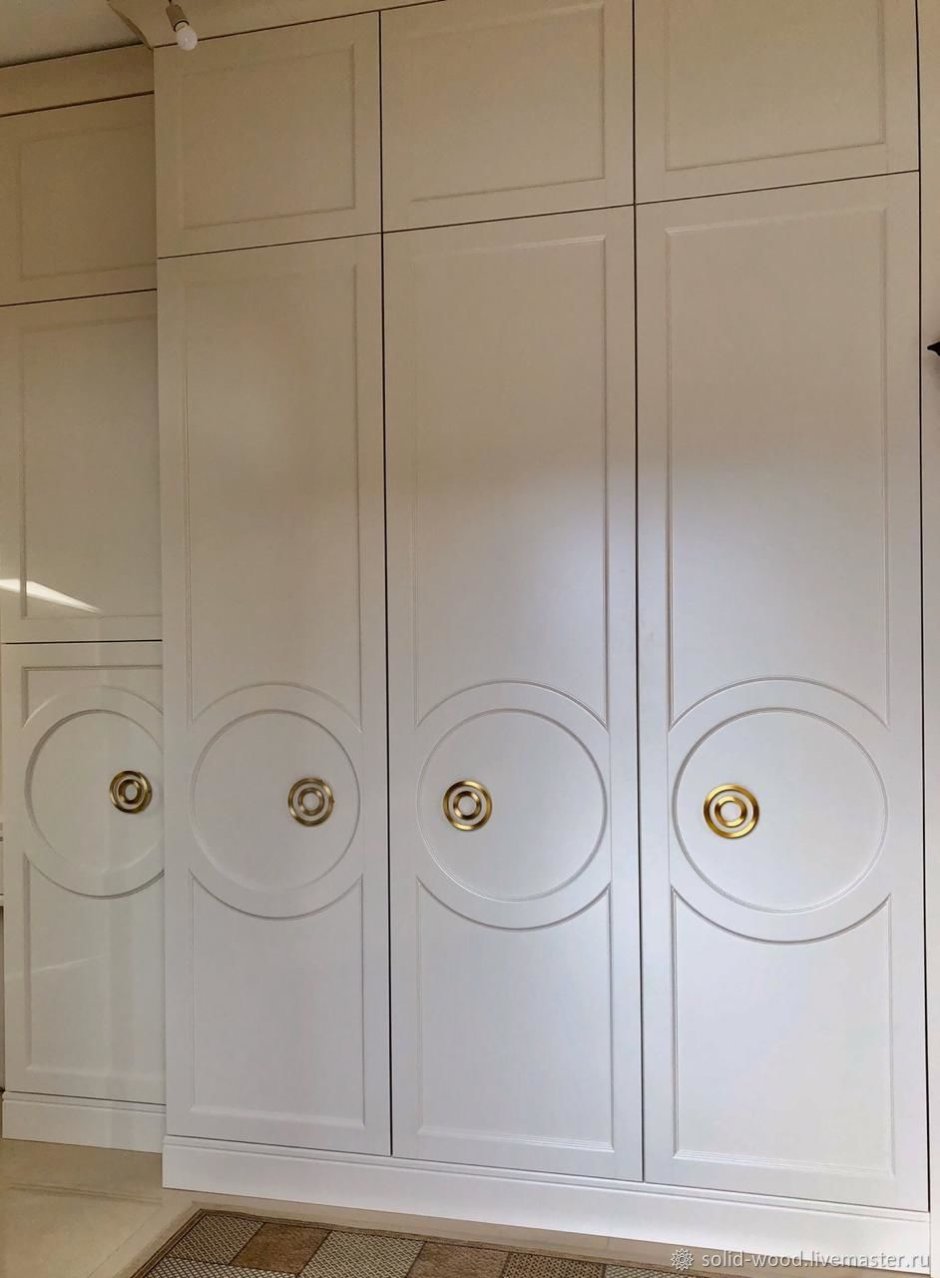 Шкаф распашной Неоклассика 2020