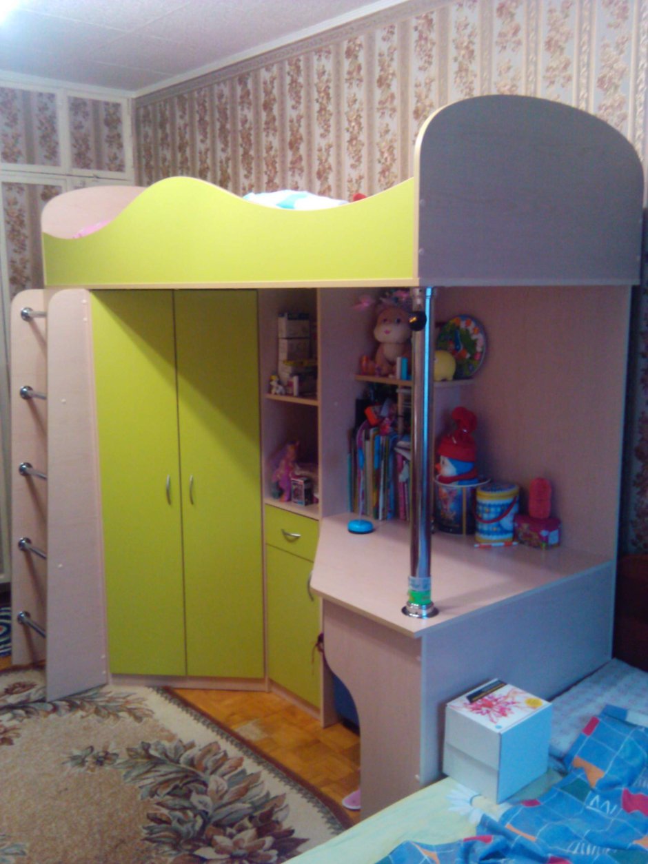Детские уголки с кроватью внизу и шкафом для 3 летней девочки