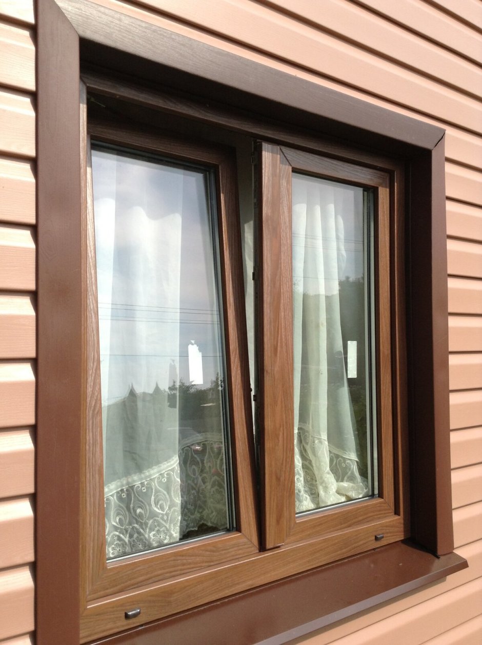 Ламинированные окна Рехау