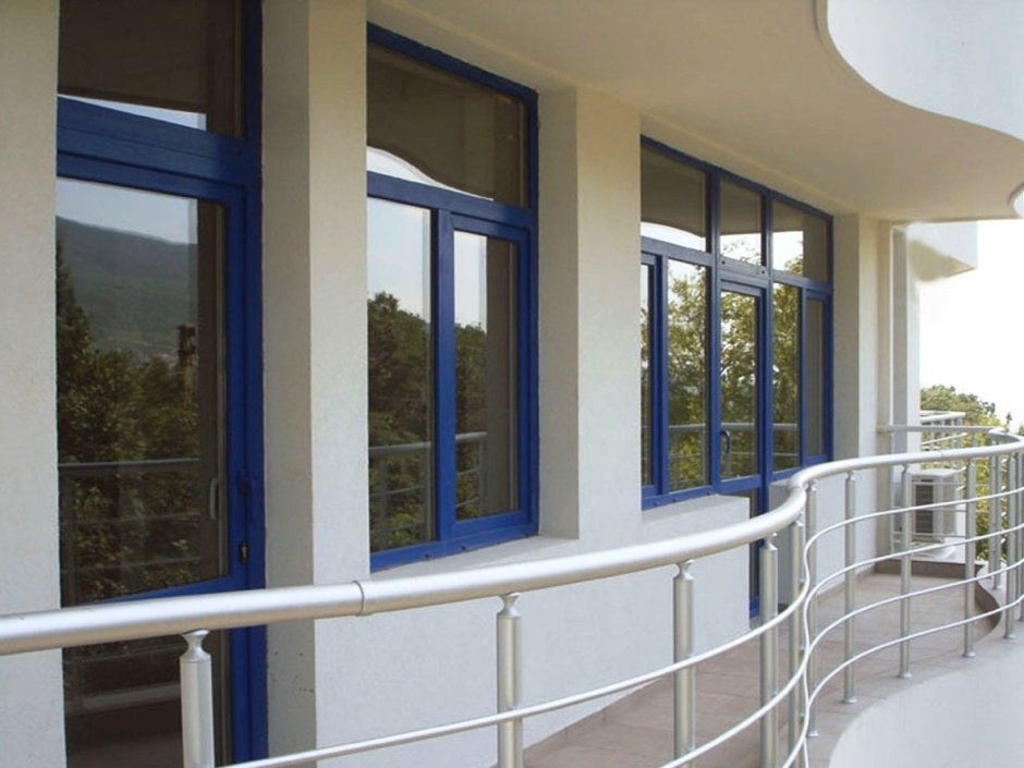 Крашеные окна