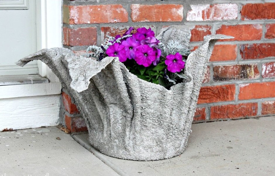 Вазоны из цемента