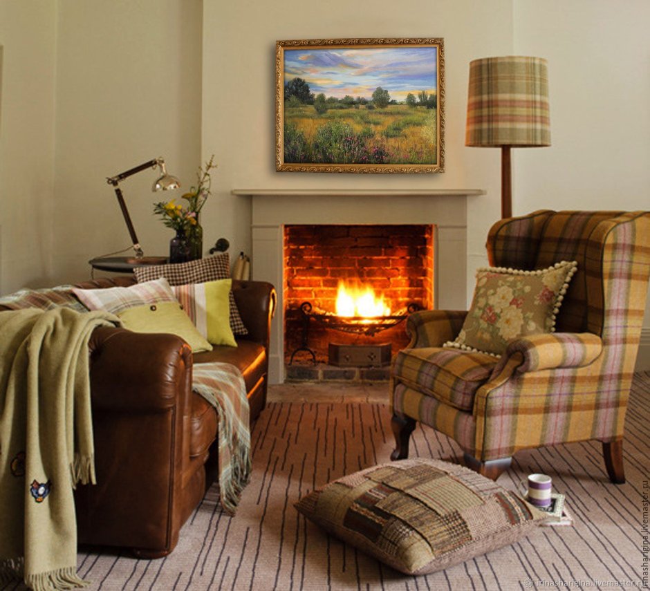 Гостиная с камином и креслом качалкой