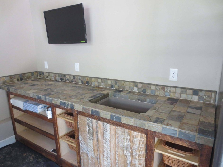 Столешница из плитки