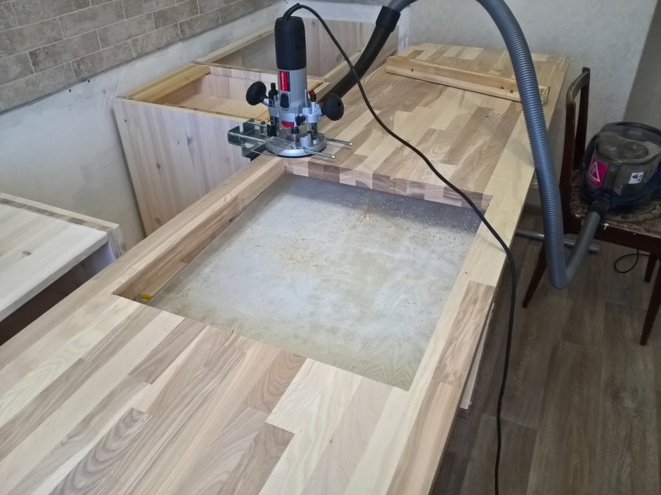 Кухня из мебельных щитов Леруа Мерлен