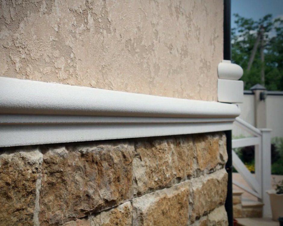 Фасадный декор карниз