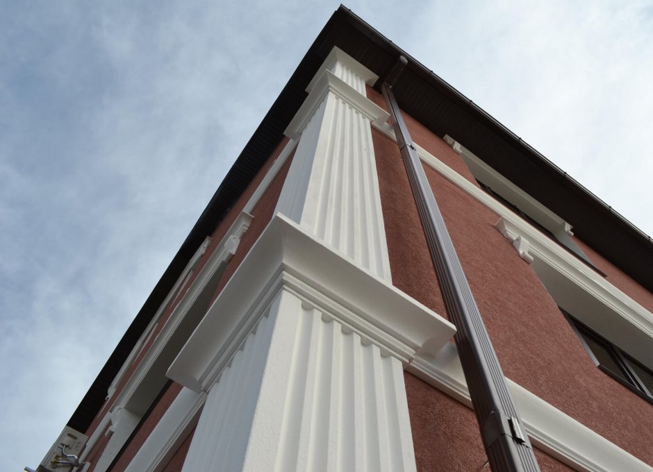 Карниз из пенопласта фасадный