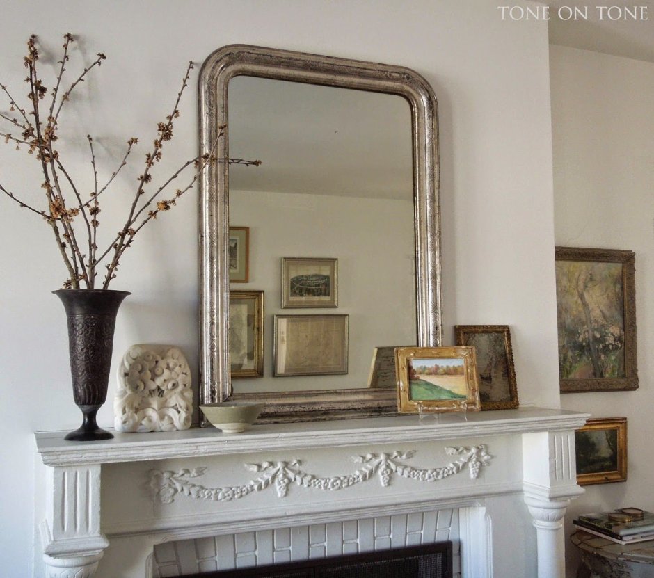 Камин с зеркалом