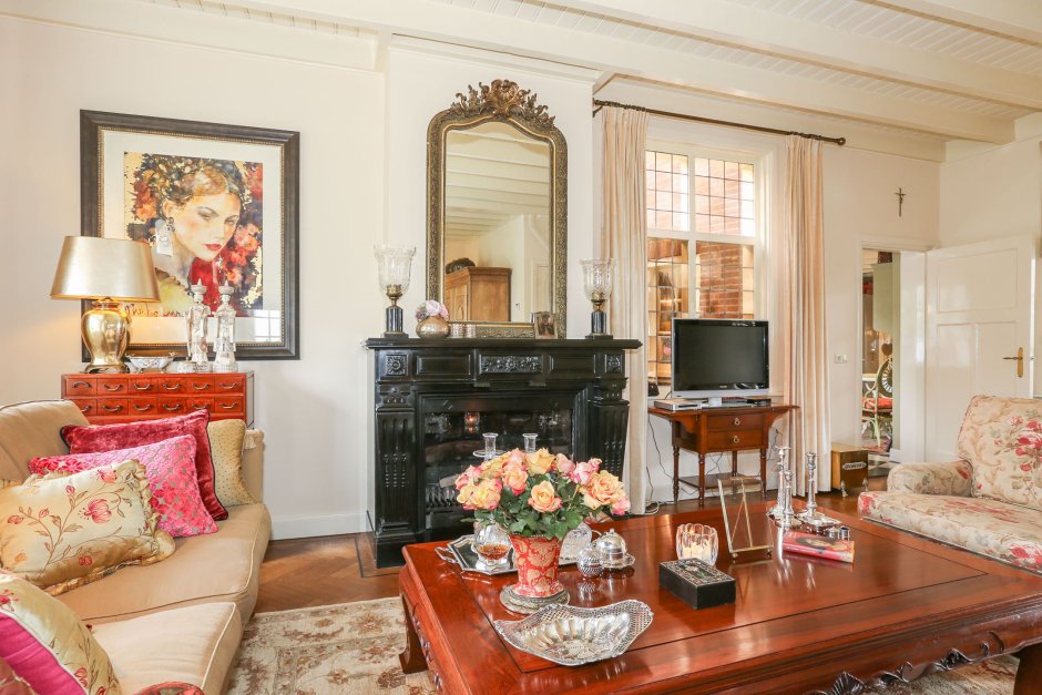 Американская классика зеркало над камином