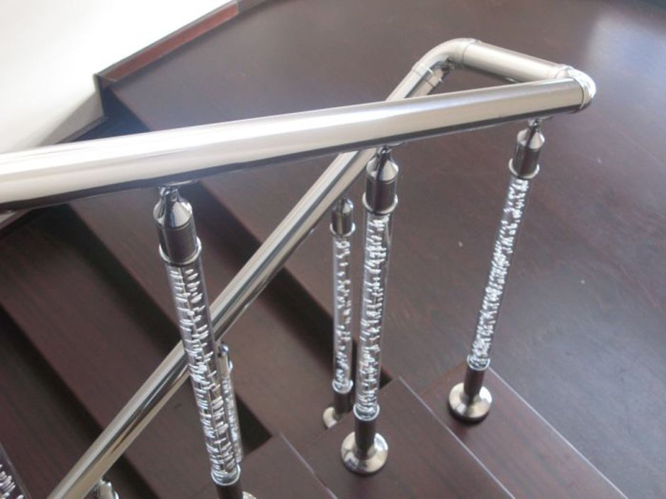 Балясины из нержавейки 20 мм