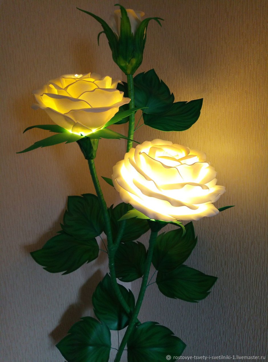 Ростовые цветы светильники