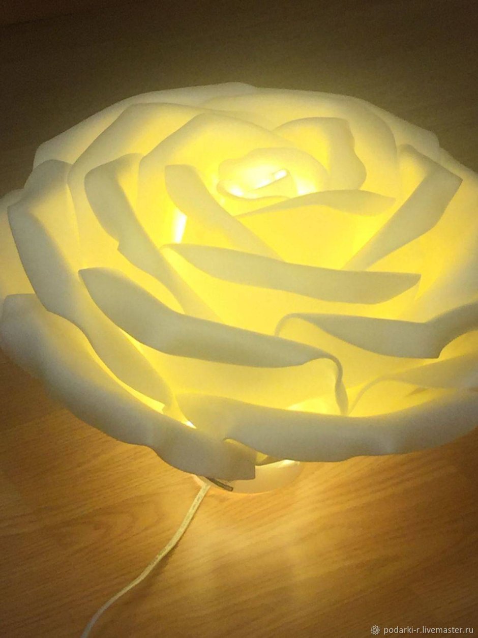 Роза с изолона светильник