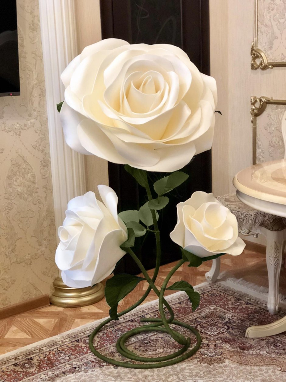 Светильник роза из изолона