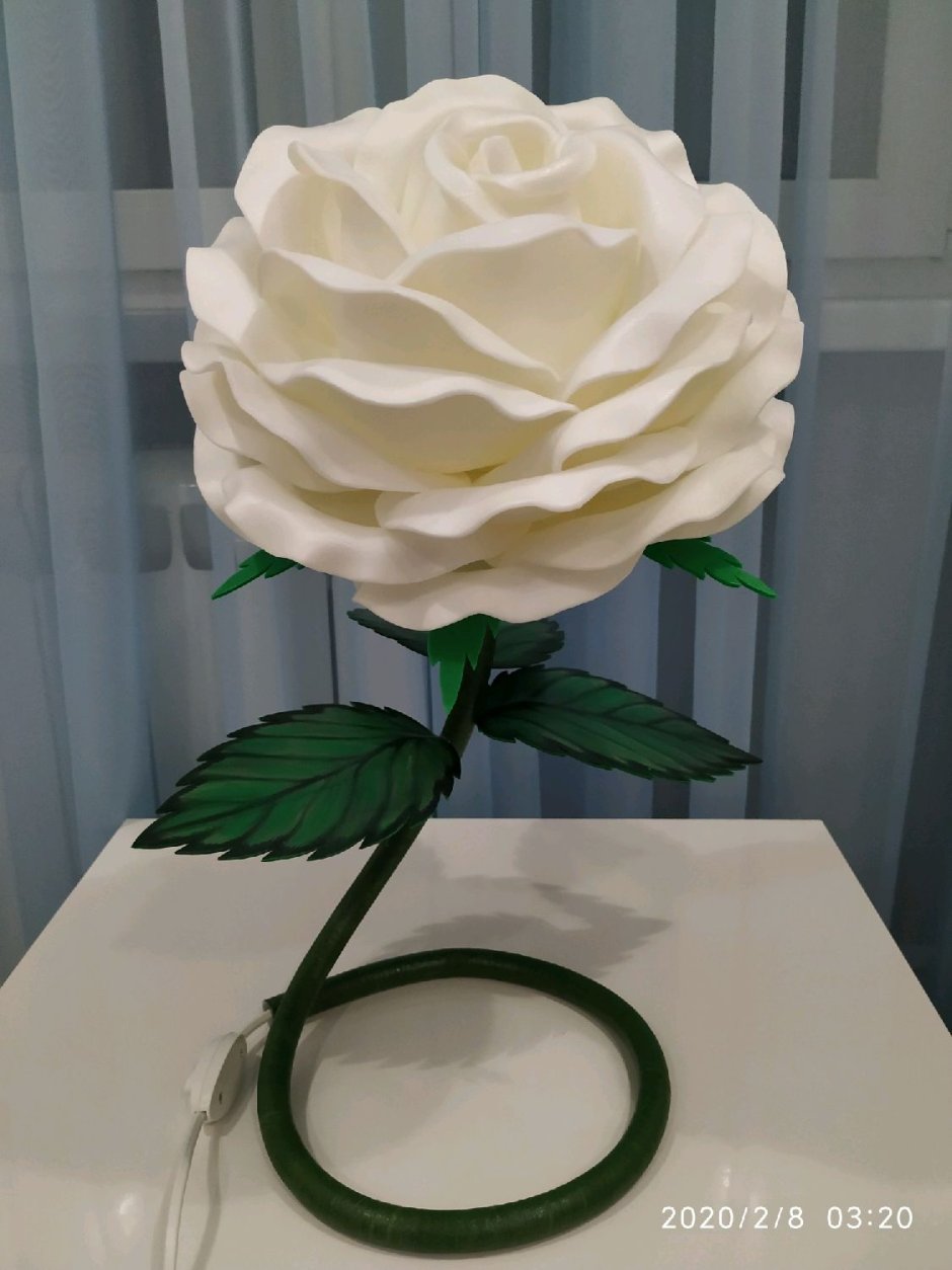 Светильник роза из изолона