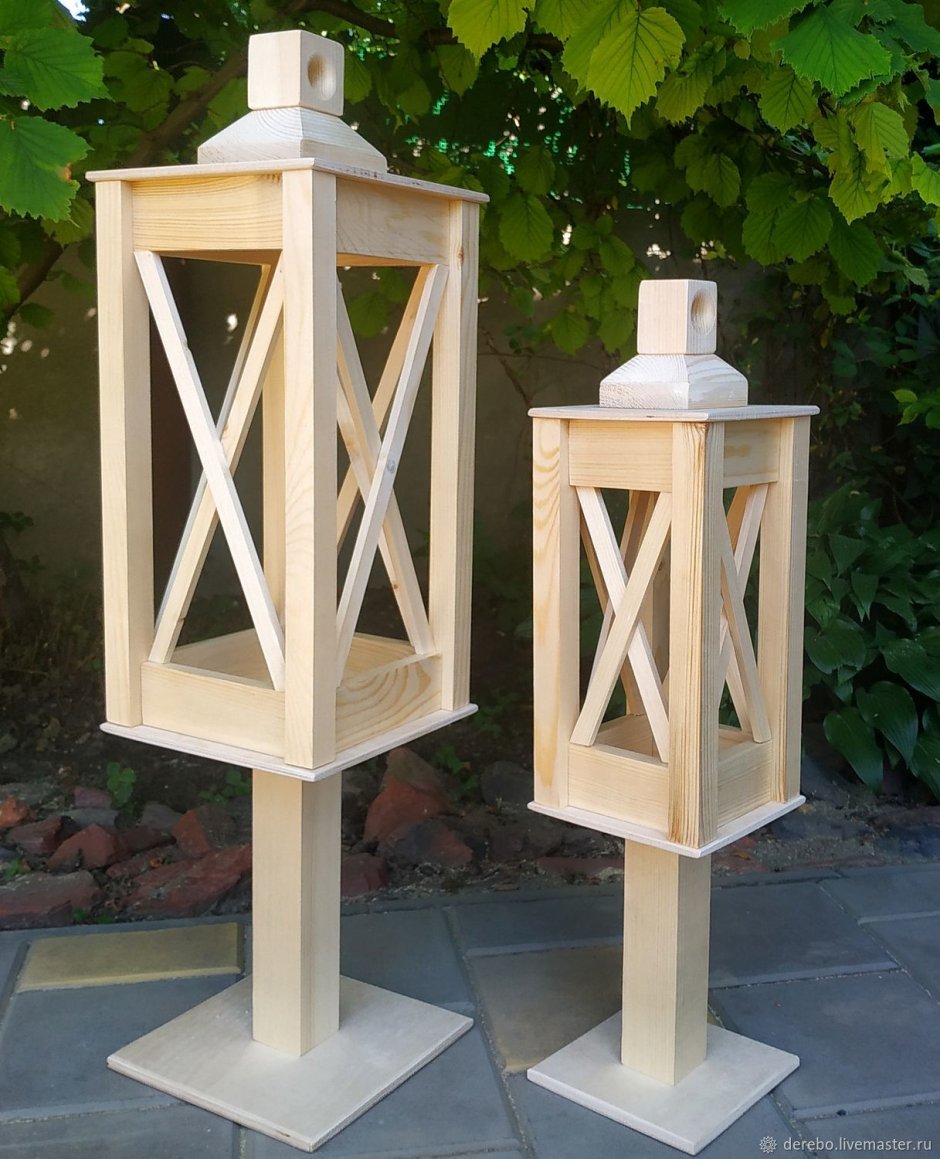Декоративный фонарь из дерева