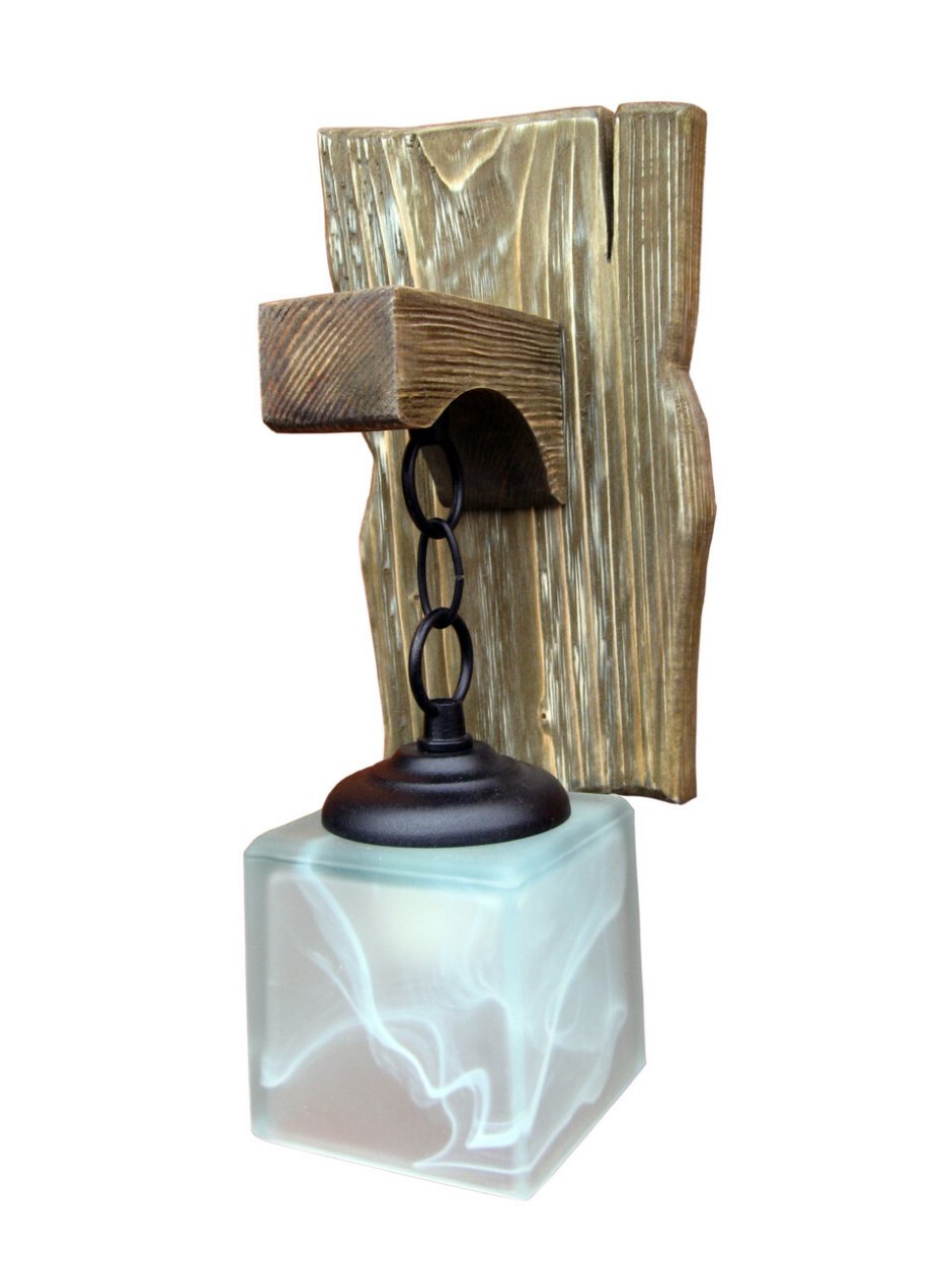 Бра из состаренного дерева