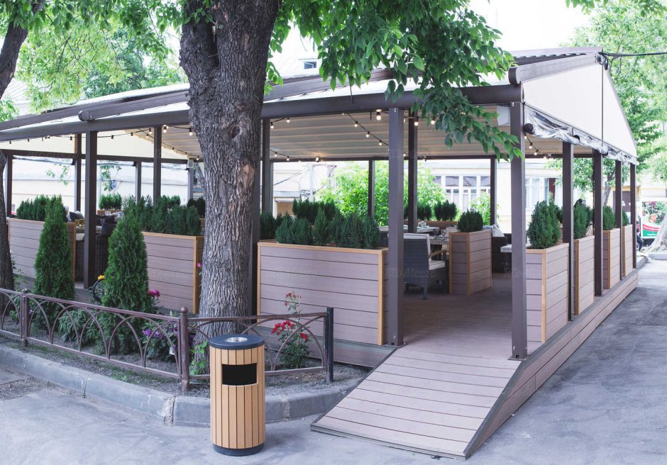 Натахтари на Маросейке веранда