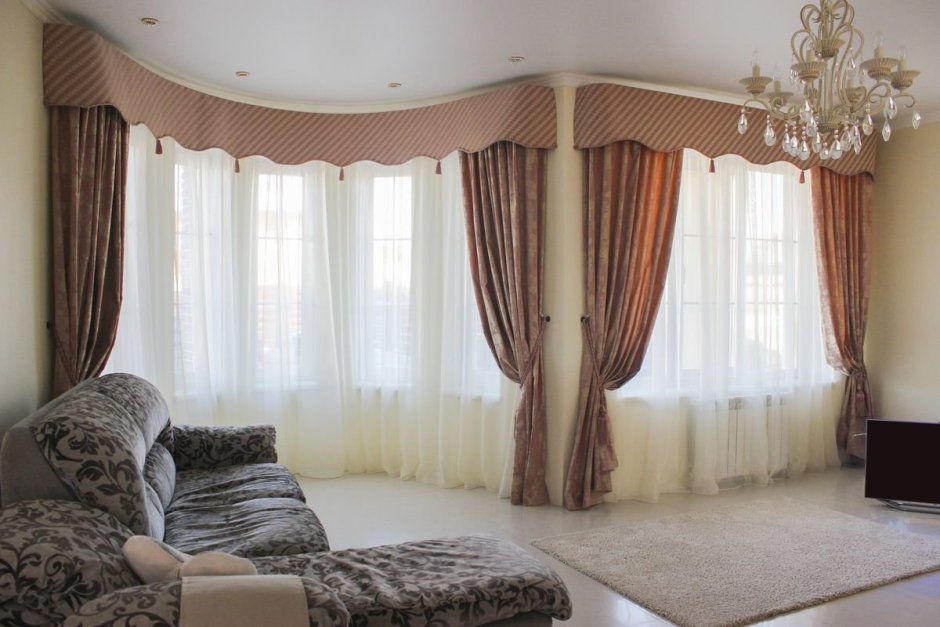 Ламбрекены для зала