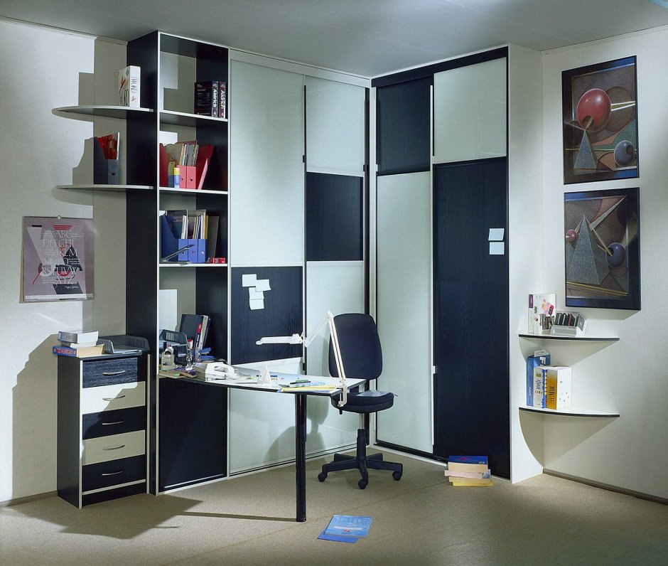 Шкаф купе со столом