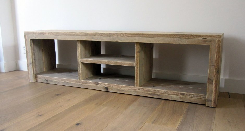 Тумба под телевизор из мебельного щита
