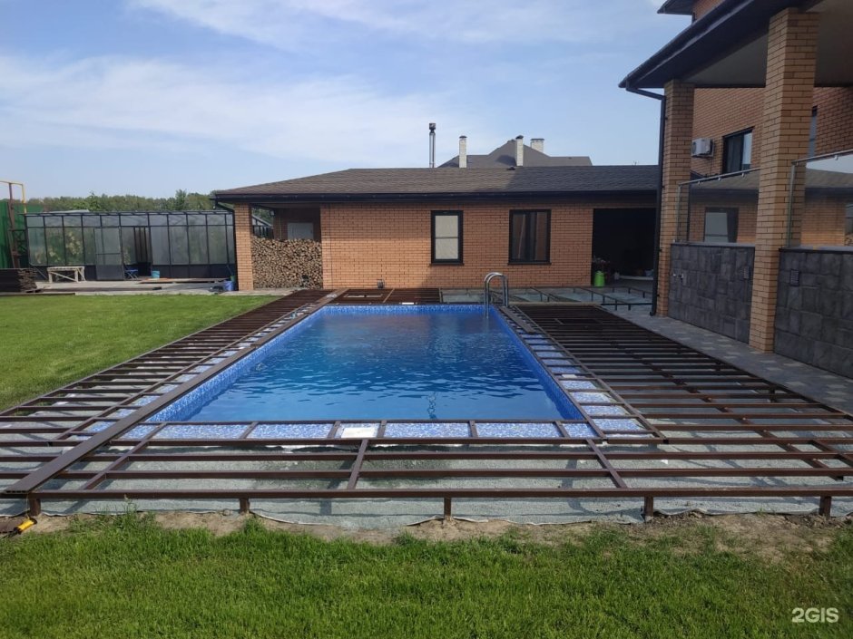 Бассейн на участке под ключ