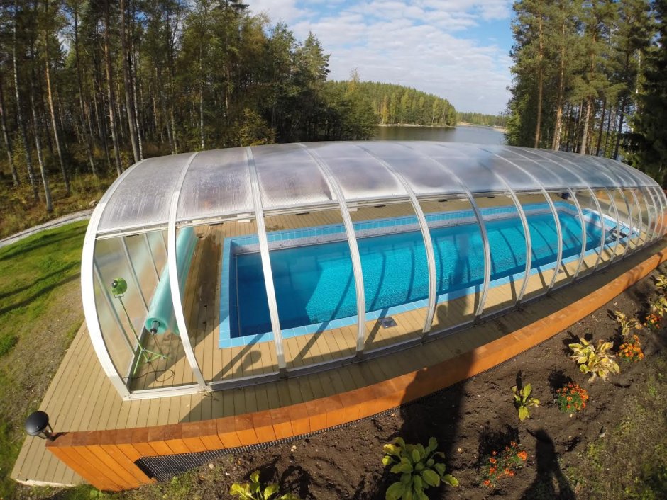 Крытый бассейн с подогревом