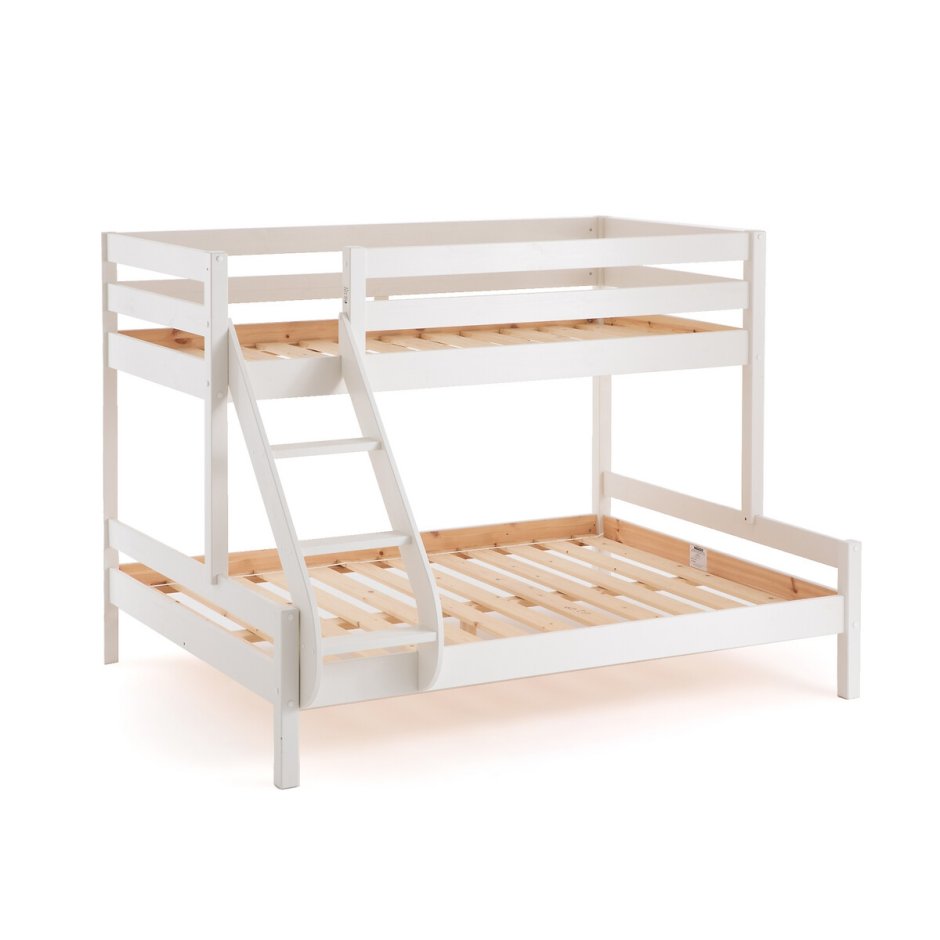 Трехместная двухъярусная кровать