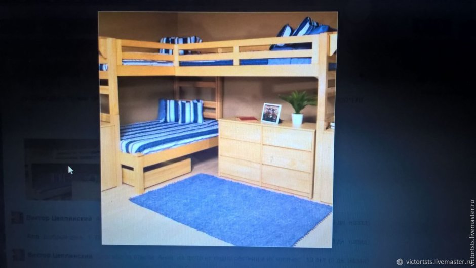 Двухъярусная кровать для троих детей угловая