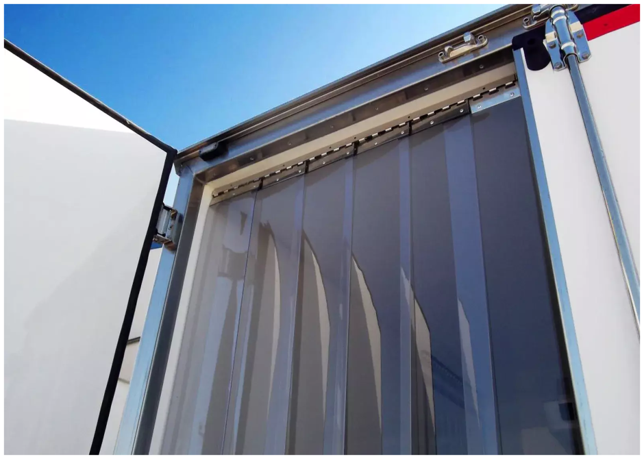 Полосовые завесы ПВХ ленточные завесы