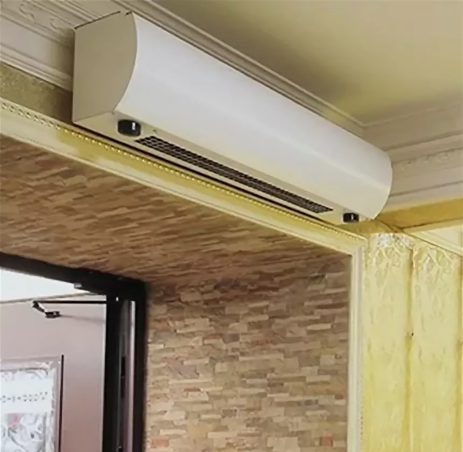 Тепловая завеса над входной дверью