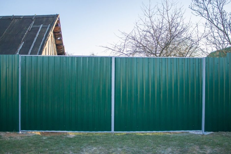 RAL 6005 металлопрофиль забор