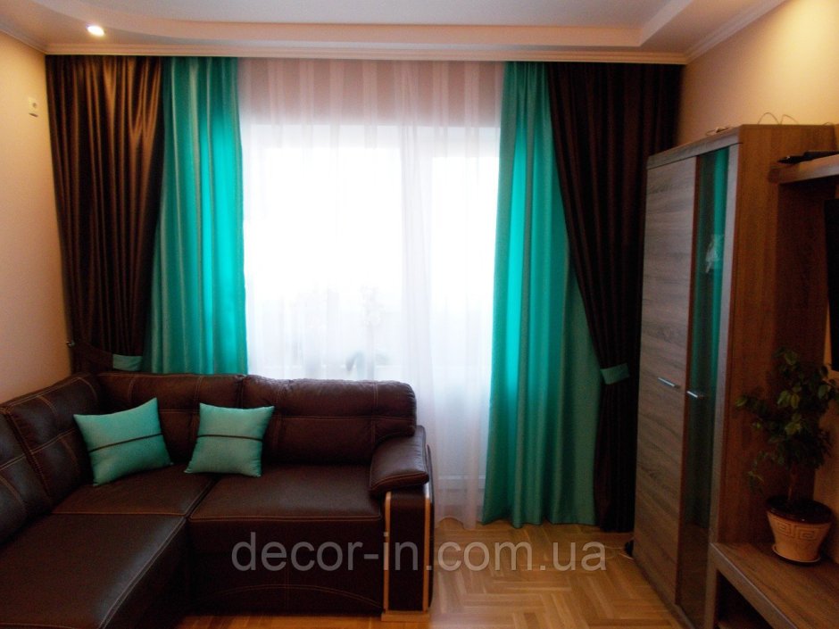 Шторы бирюзовые с коричневым