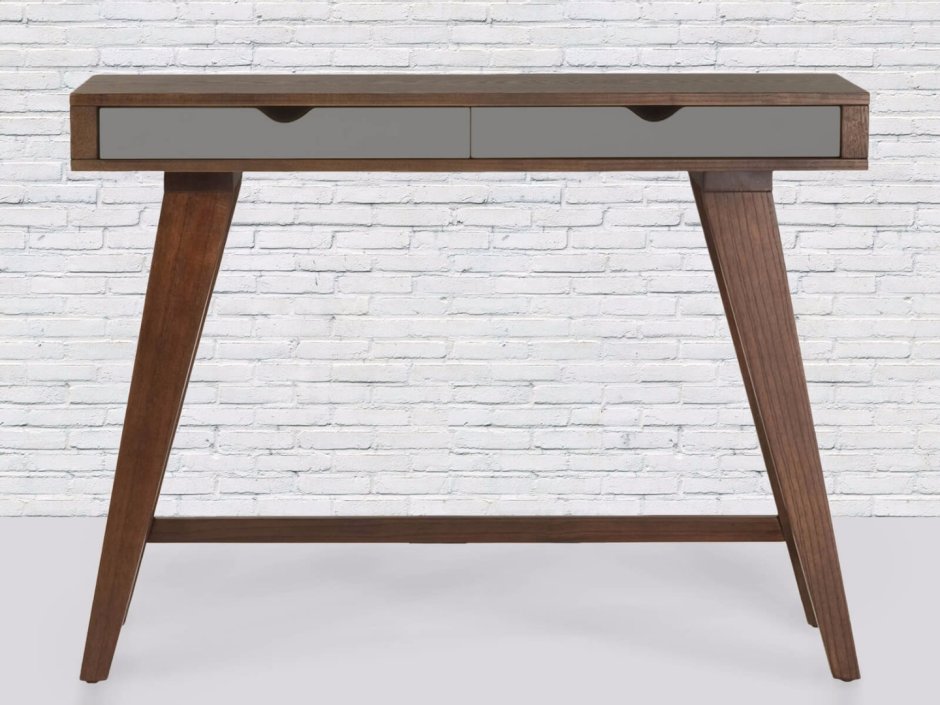 Консольный столик из дерева